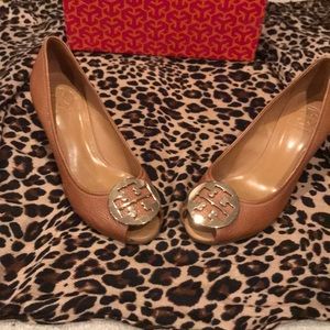 NWOT Authentic Tory Burch Brown Peep Toe Wedge